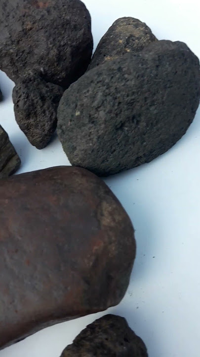 An assortment of valuable meteorites .15 February 2023