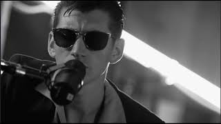 Arctic Monkeys - Why'd You Only Call Me When Youre High live (Only vocals)