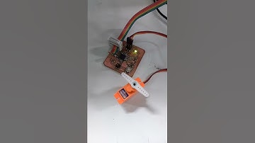 Atmega328p control servo motor
