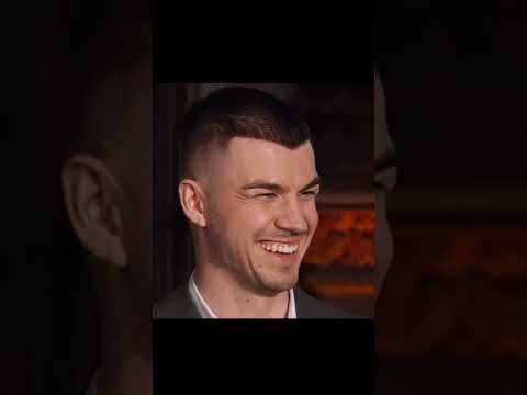 его улыбка прекрасна❤