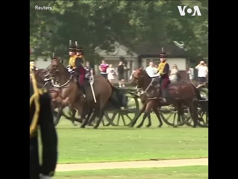 英國紀念女王逝世一周年