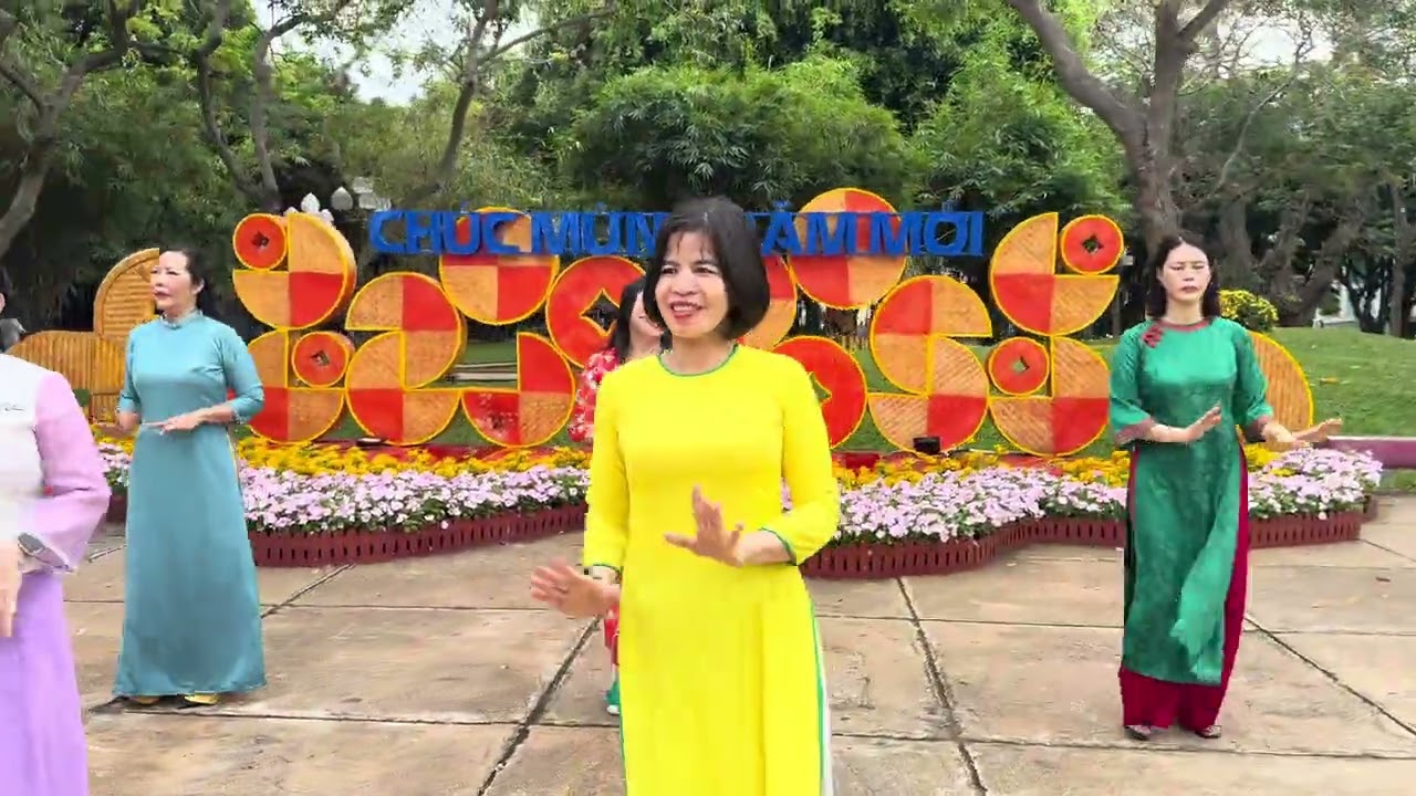 Giao thừa chào Xuân/ Xuân Bính Ngọ 2026