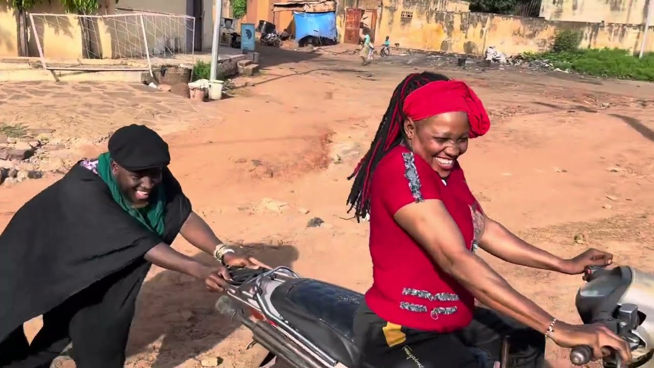 Troisième femme de maiga ça tourne mal avec Foune 😂😂😂😂