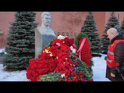 21 Декабря – день Сталина. 21 Декабря – день Сталина.