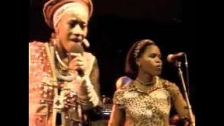 Busi Mhlongo Live Zithin' izizwe live at Nantes & Roskilde