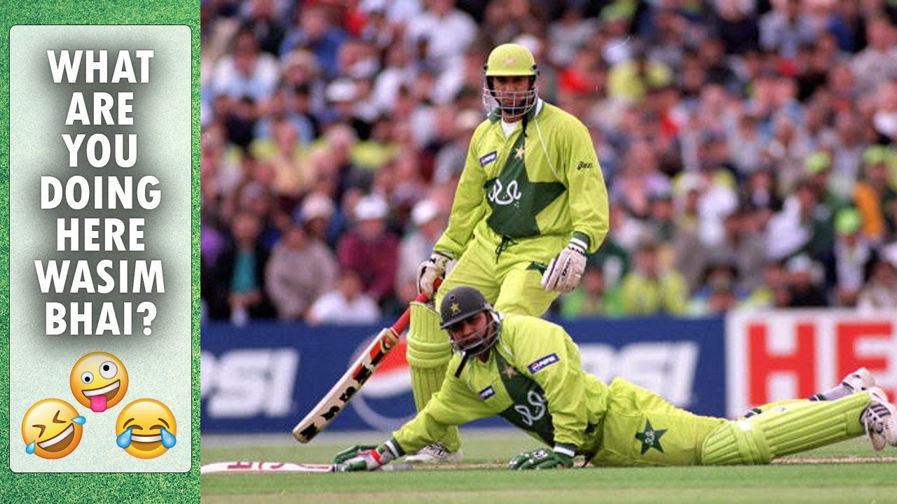 What are you doing here Wasim Bhai  Inzamam Ul Haq  Wasim Akram both at the same end funny runout