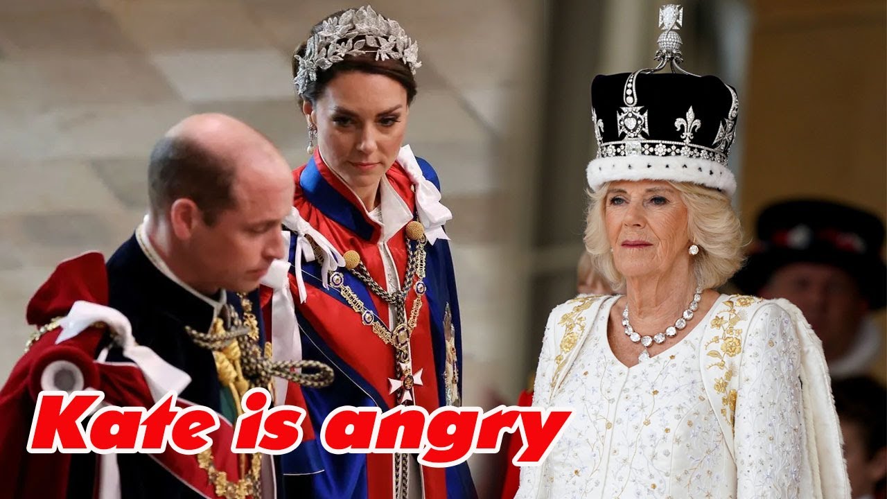 Angry Kate Middleton refused to bow to Queen Camilla at the coronation