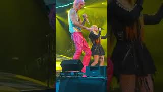 machine gun Kelly \& Avril Lavigne live Ay! | mgk fr avril