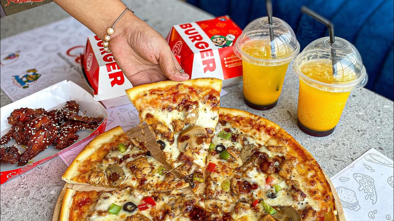 Food court opened in Halishahar | The Centro