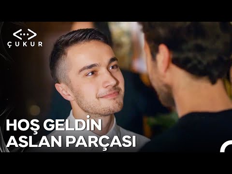 Akın Koçovalı, Evine