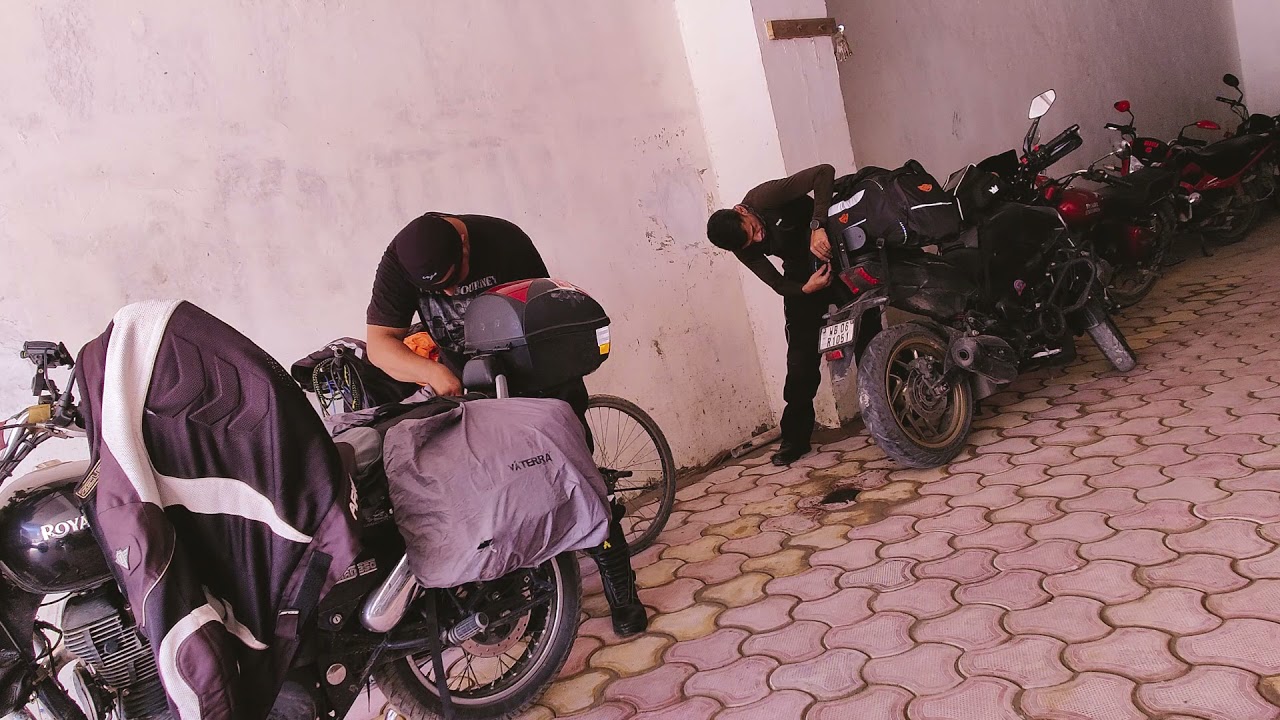 Saddle Bag Vs Tail Bag Which is better? Should one buy saddle bag or