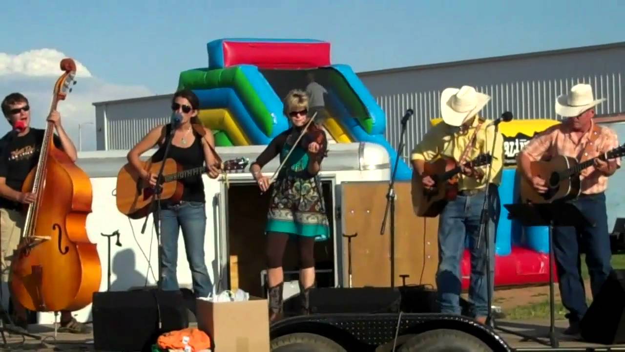 Bakken Rocks CookFest - Watford City 2011 - YouTube