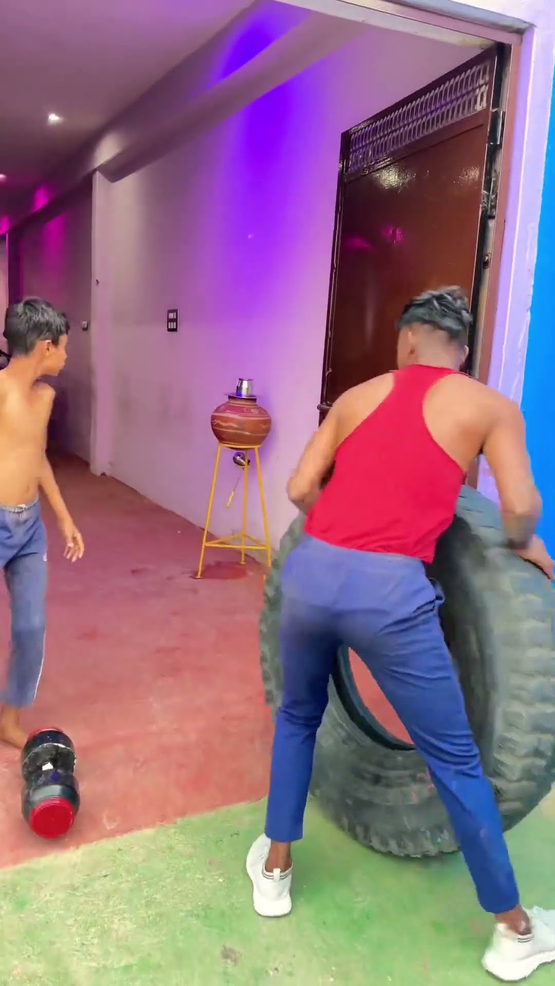 Bike wale ko thok diya ???? #shortvideo #comedy #funnyvideo
