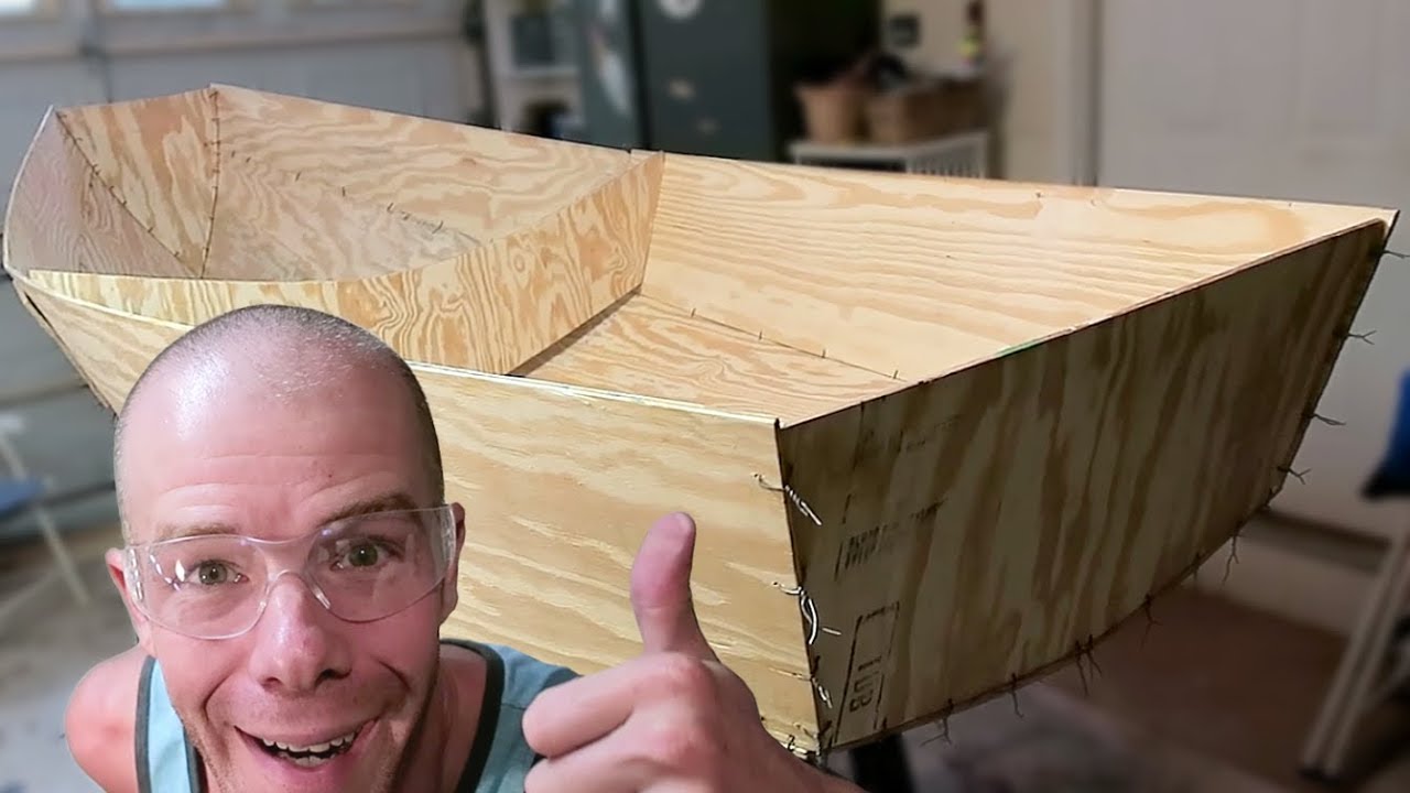 Building A Chameleon Sailing Dinghy | Lofting Plywood – #1