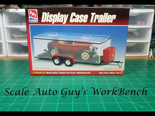 Model Car Garage The 1960's Display Case Trailer by AMT/ERTL An