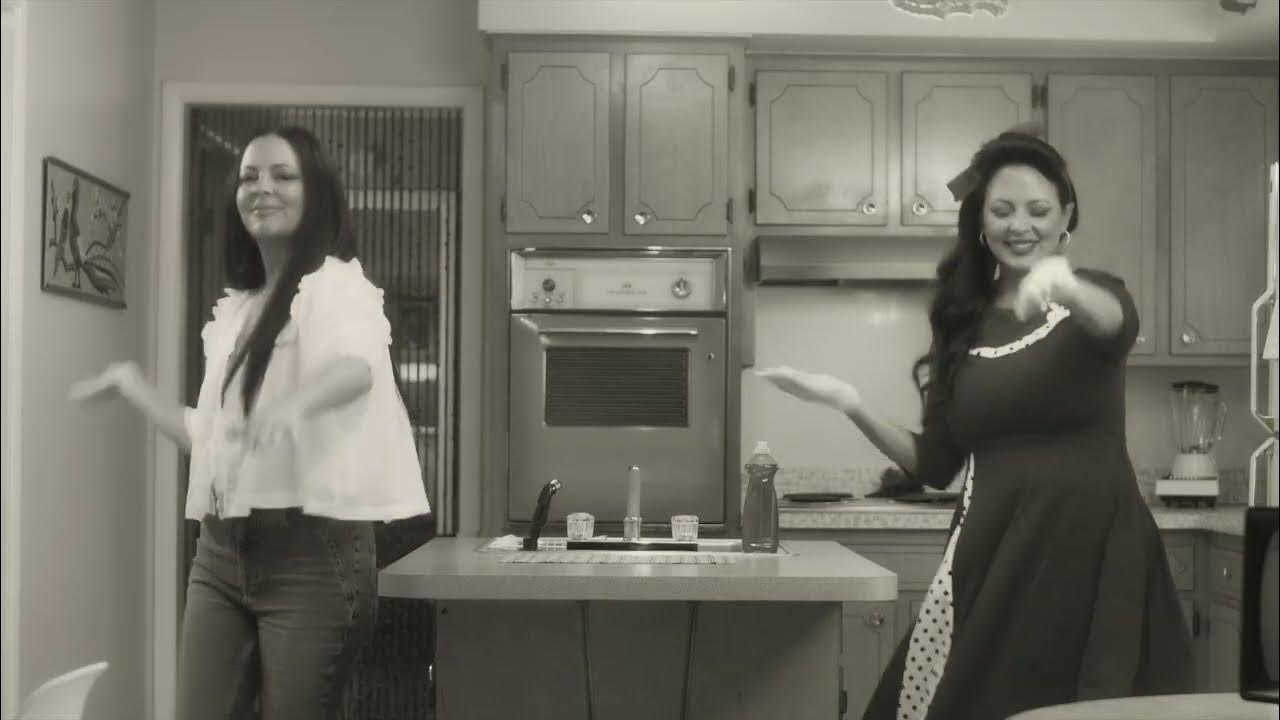 Sara Evans - 21 Days (Music Video) Sara Evans - 21 Days (Music Video)