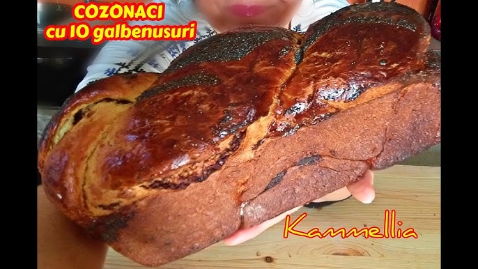 Pască cu brânză dulce și aluat pufos de cozonac (cu multă umplutură) -  rețeta tradițională