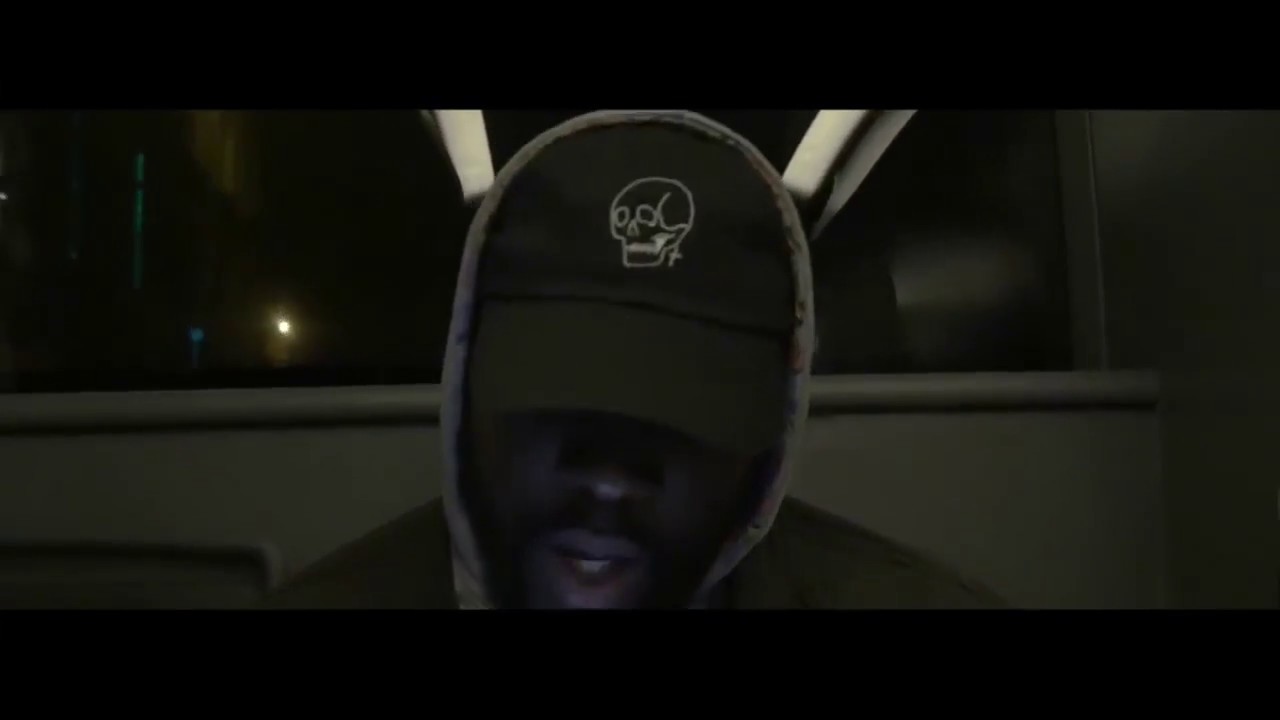 damso Une âme pour deux clip officiel - YouTube