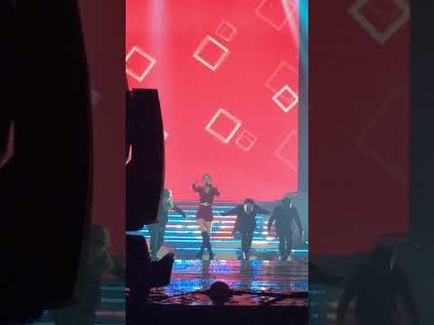 ‪180112 APink 4th Concert PINK SPACE 손나은 개인 무대 'New Face' 직캠‬