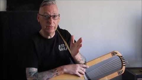 How to play the lyre; lesson 7 - Droning