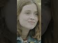 Ils découvrent la technologie… à leur manière 😂 - Des jours meilleurs #serietv #seriefrançaise
