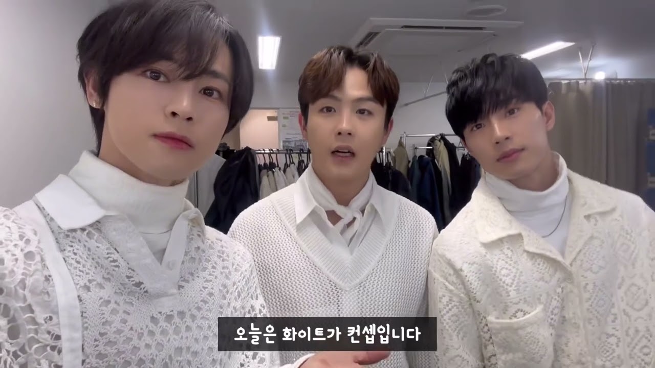 크리스마스 파티❤️💙🖤