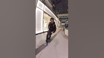 Forbidden floors 😅 #rollerskating #insta360 #shorts