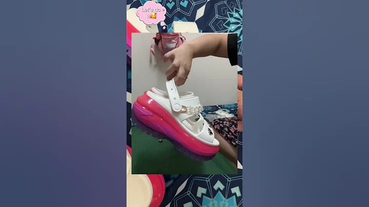 Got my Mega Crush Crocs Sandals #megacrushSandals #crocs #jibbitz #crocsoriginal #crocsjibbitz