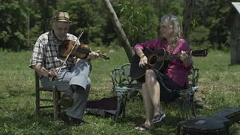 Dan Gellert and Ma Crow - "Cripple Creek" (from Th...