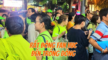 Rất đông fan Hồ Văn Cường đến sân khấu Trống Đồng