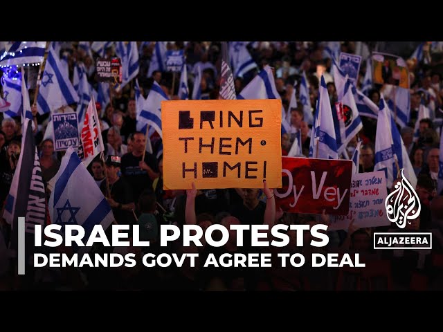 Tel Aviv protests: Israelis call on Netanyahu to accept deal class=