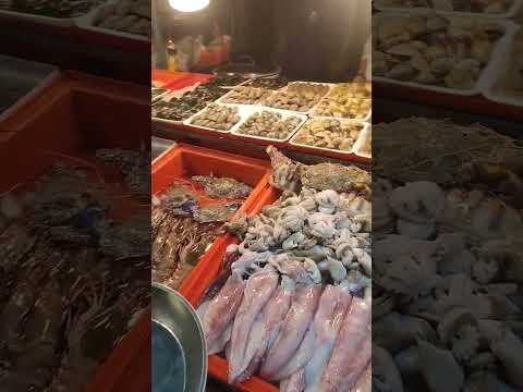 Морепродукты  на