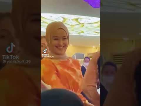 o tatlı gülüş