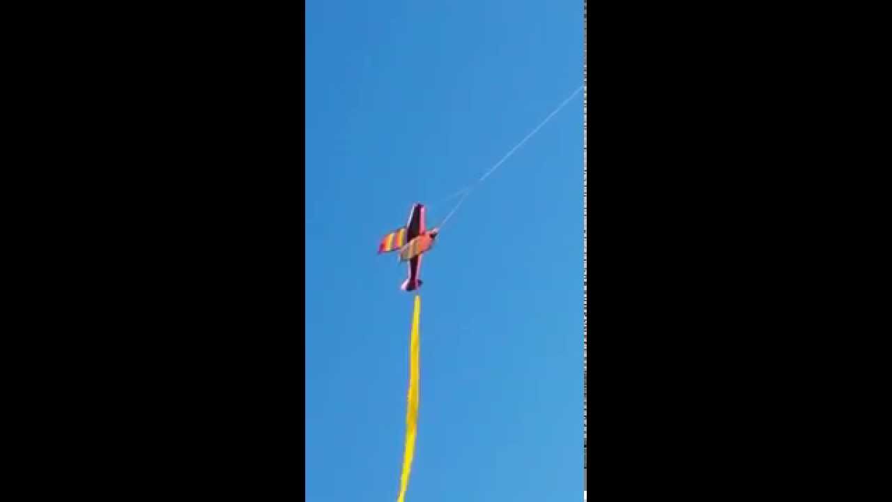 Watch Hill kite - YouTube