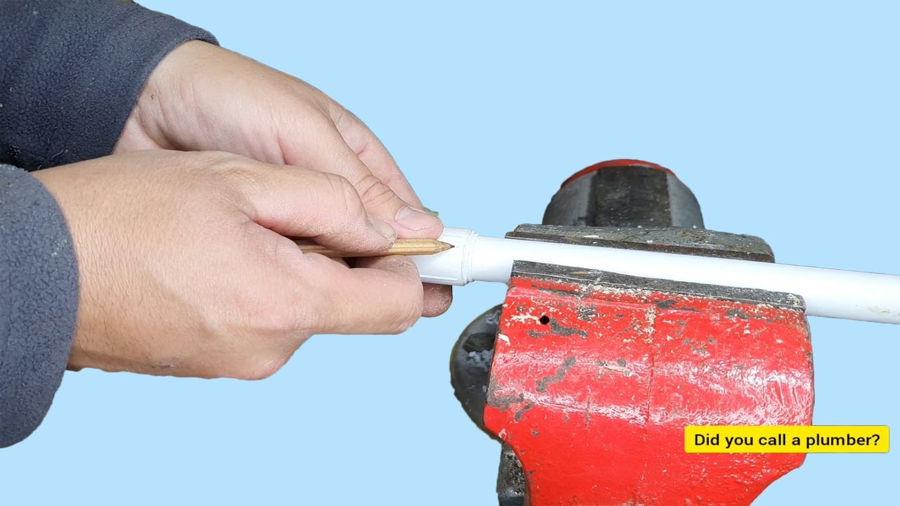 Хитрость сантехника, делаю деталь которую сложно достать ночью - YouTube