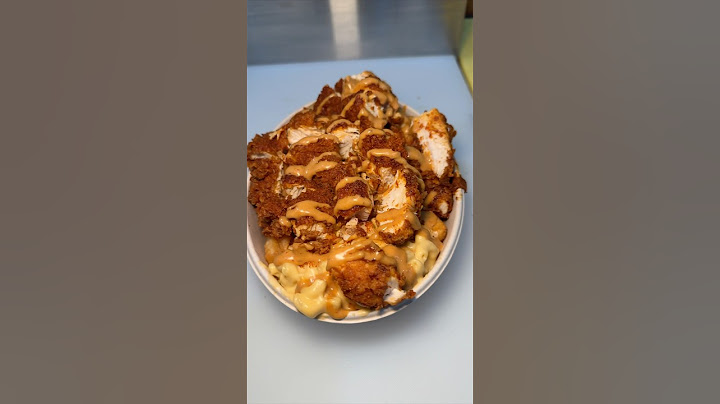 Th HALF MAC HALF FRIES HOT CHICKEN being made from Fluffie’s in New Jersey and NYC! 🍗 #DEVOURPOWER