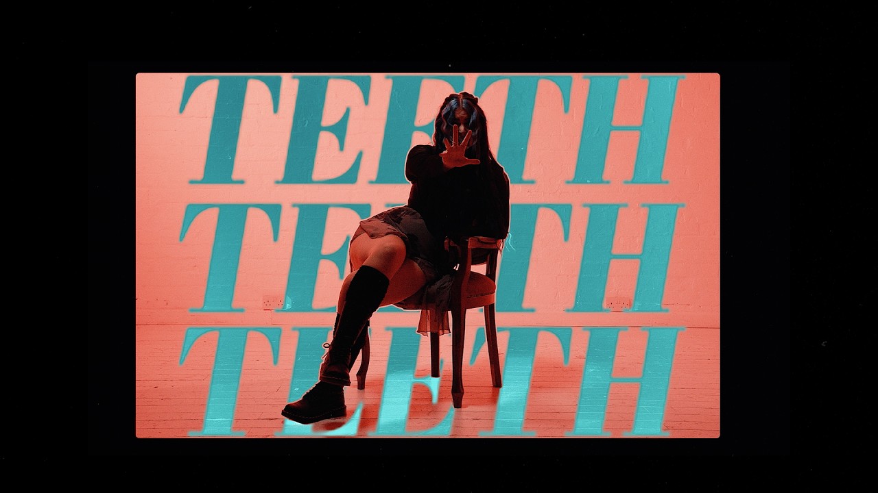 Obejrzyj As December Falls - Teeth (Official Visualiser) w YouTube Obejrzyj As December Falls - Teeth (Official Visualiser) w YouTube