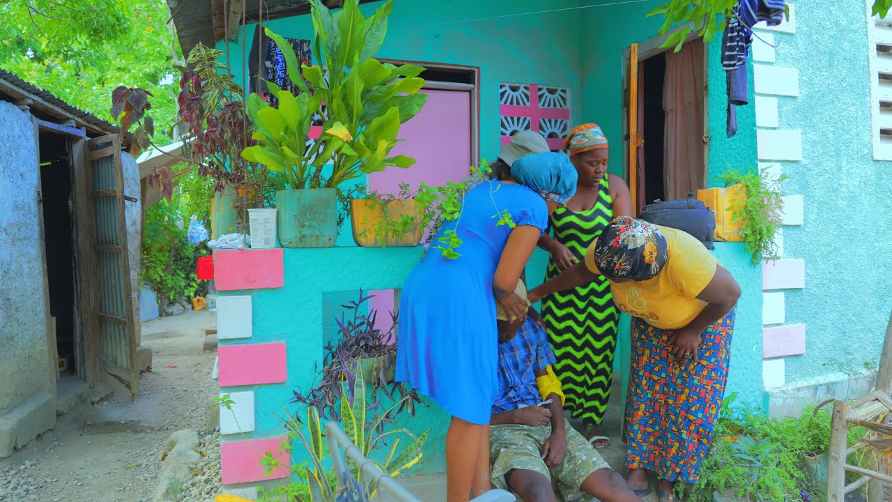 ANDEYO # 111•Chēlbē   Zòbòt  Lala   Mia   Bobaw   Claire Rose   Banane    Carine