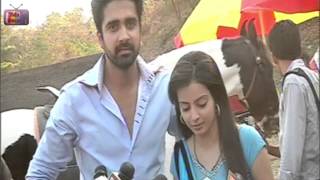 Download Lagu Iss Pyaar Ko Kya Naam Doon Ek Bhar Phir MP3 Iss Pyaar Ko Kya Naam Doon Ek Bhar Phir