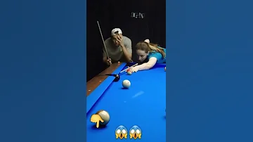 جنون البلياردو هذه الفتاة مبدعه واااو 