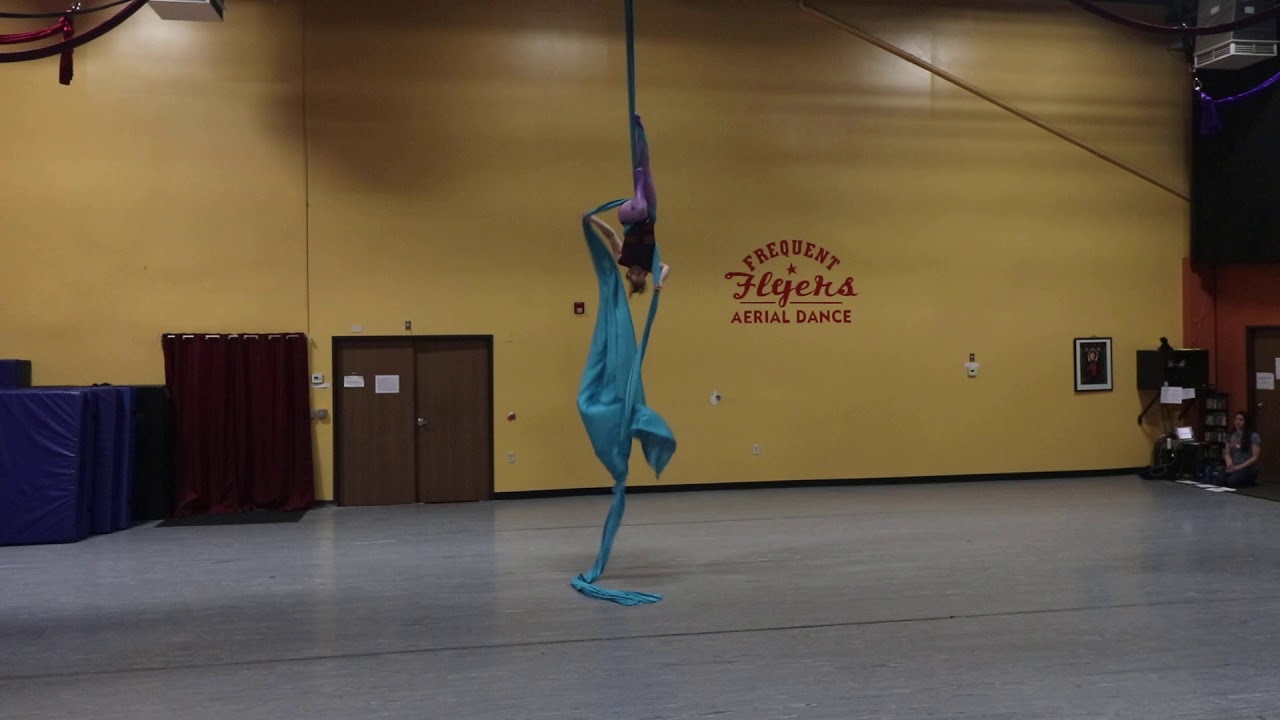 Fabric Solo performance 2019 - Ray Ryan