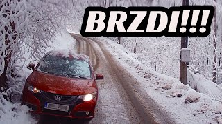 Plnou Parou Pod Tramvaj Kompilace Ze Silnic