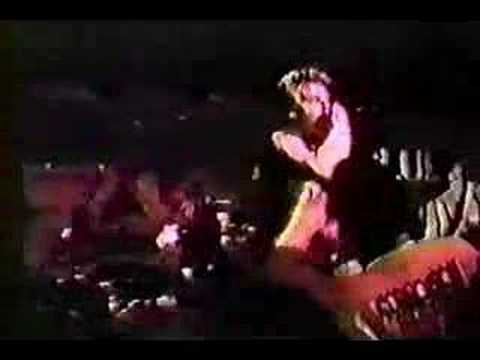 YouTube에서 Blast "It's In My Blood" @ The Anti Club 보기