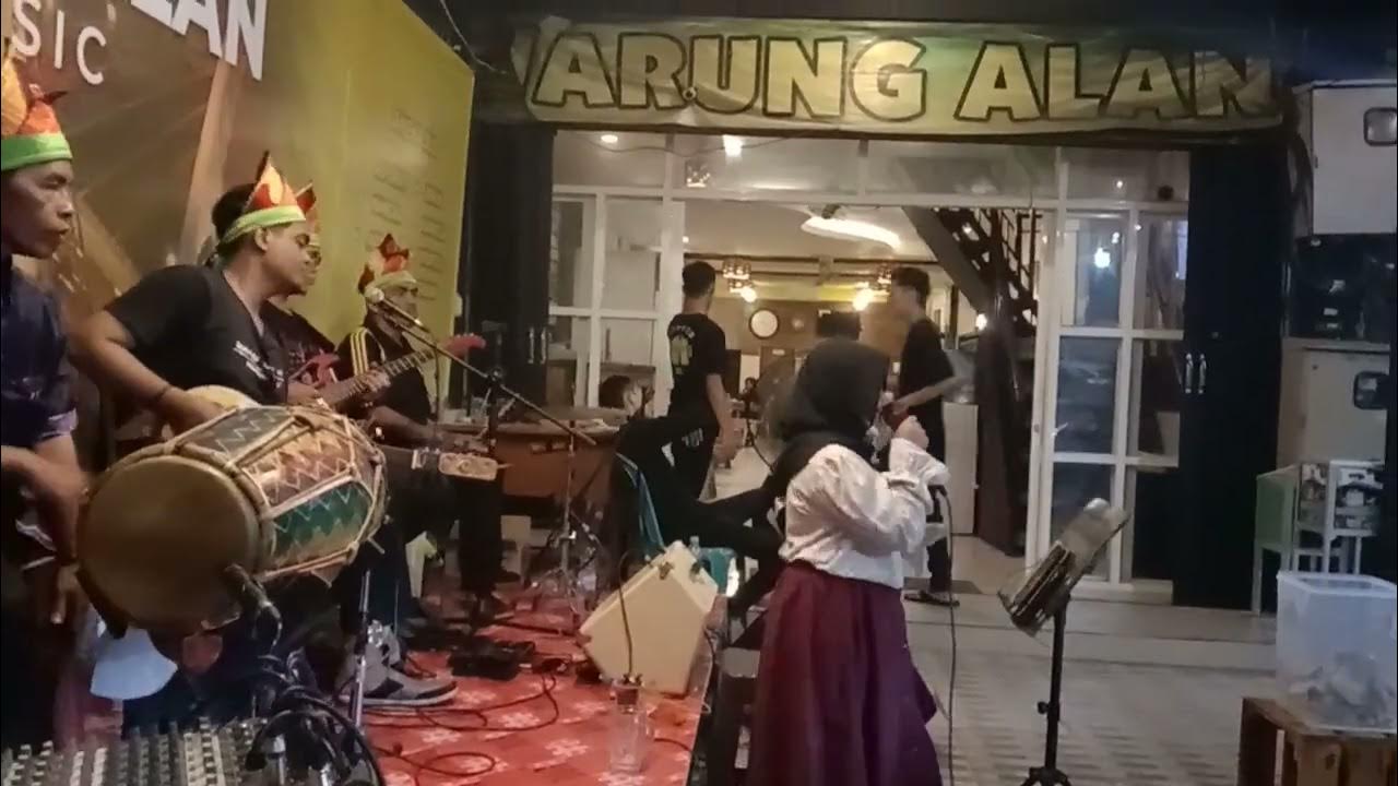 INTINGAN WAN DAYUAN (cipt: anang ardiansyah) vokal: noor yara (pelajar SD) INTINGAN WAN DAYUAN (cipt: anang ardiansyah) vokal: noor yara (pelajar SD)