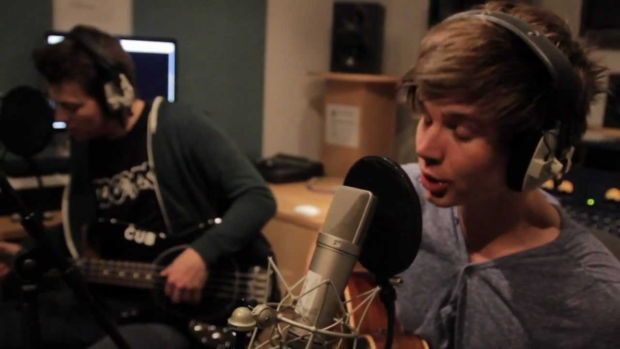 YouTube에서 Lost Boy - TRICK THE FOX 보기 YouTube에서 Lost Boy - TRICK THE FOX 보기