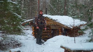 这才是最硬核的野外建造 男人在西伯利亚徒手搭建出地下庇护所
