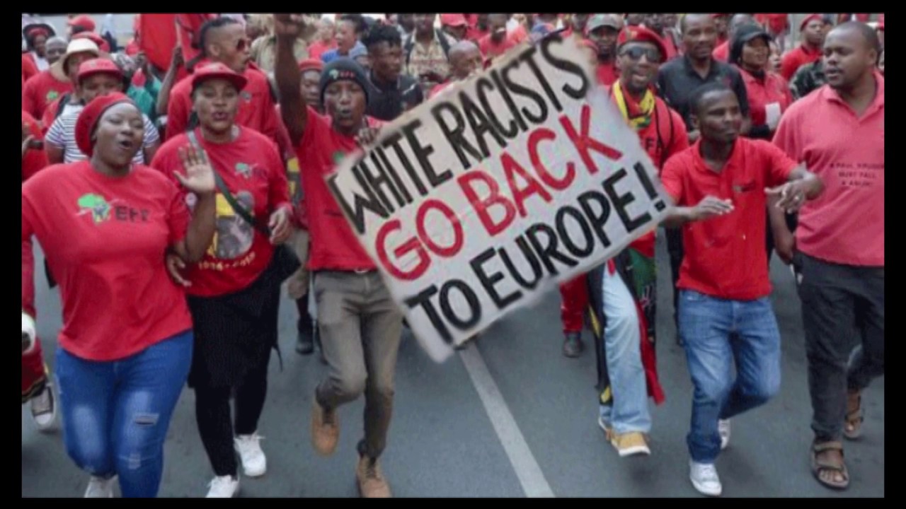 Темнокожее население. ЮАР население. ЮАР жители. ЮАР люди белые. Белое население ЮАР.