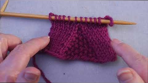 Central Double Decrease (CDD) and Central Single Decreases // Technique Tuesday