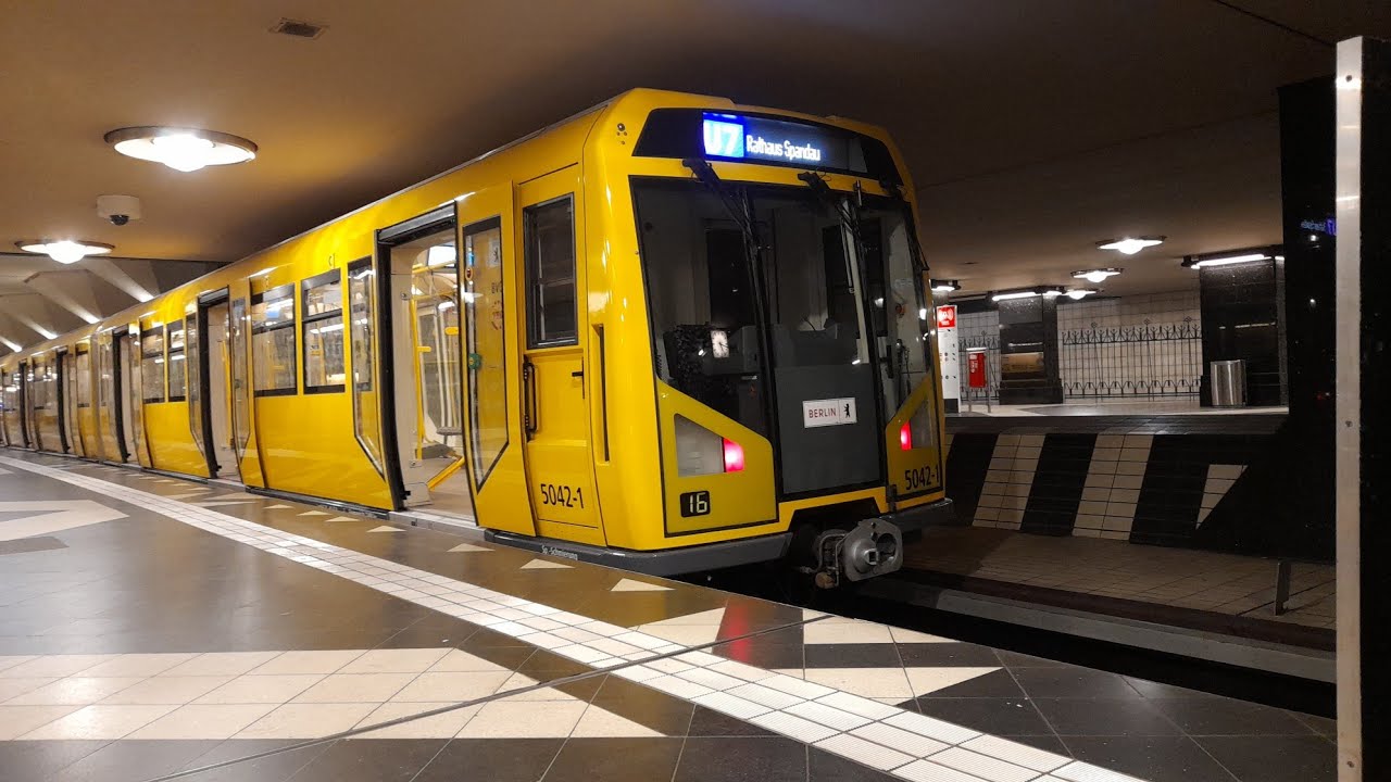 U-Bahn Berlin Mitfahrt von Alt-Tegel bis Alt-Mariendorf im H01 auf der U6 Komplette Linie