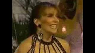 La Sonora Dinamita y Veronica Castro Tributo a la cumbia Colombiana